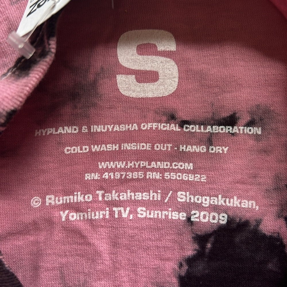 Youth Zumiez T-Shirt with Anime Graphic - Picture 5 of 7